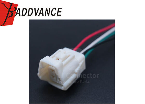 6189-0168 S-umitomo Chicote do fio da bomba de combustível fêmea de 4 pinos para Toyota Camry